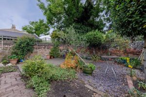 Photo 13- click for photo gallery